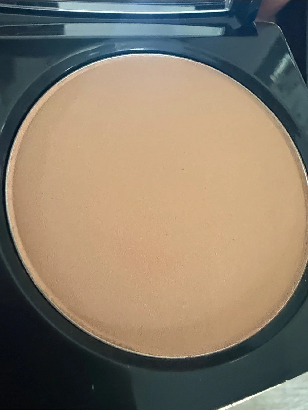 Bobbi Brown Bronzing Powder in Golden Light - Warm Tan Bronze